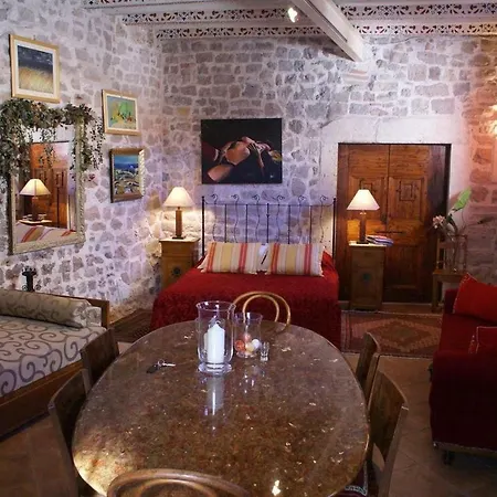 Studio 17671a